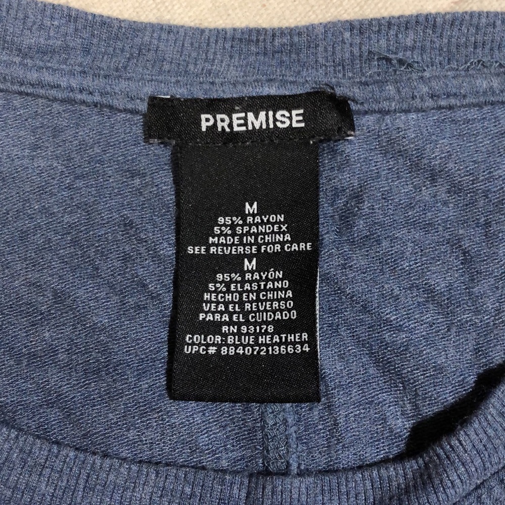 Premise long sleeve top size medium color blue - Picture 2 of 6